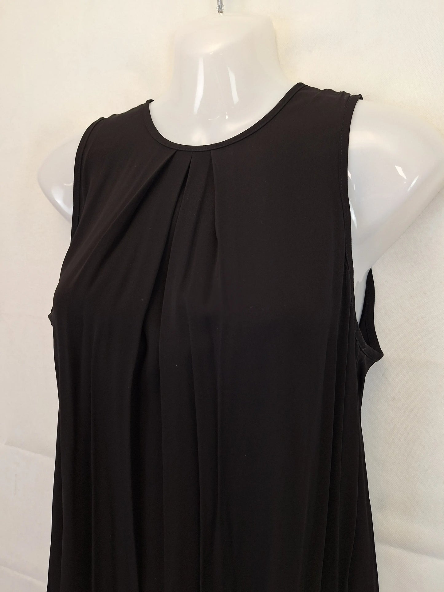 Cue Classic Little Black Midi Dress Size 10 by SwapUp-Online Second Hand Store-Online Thrift Store