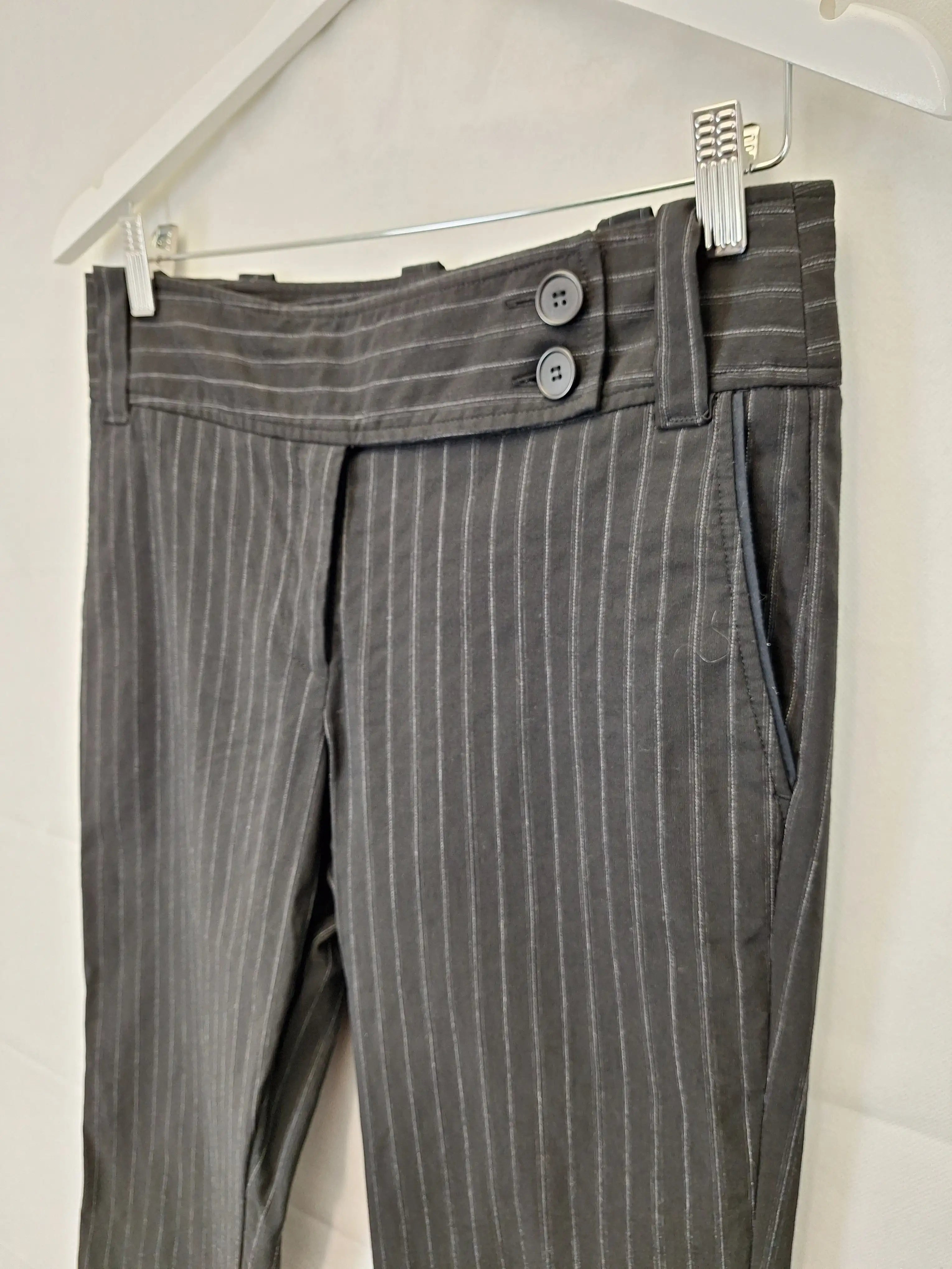 Cue Striped Wide Leg Pants Size 8 – SwapUp
