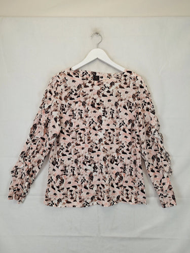 David Lawrence Dainty Floral Ruffle Sleeve Top Size 12 by SwapUp-Online Second Hand Store-Online Thrift Store
