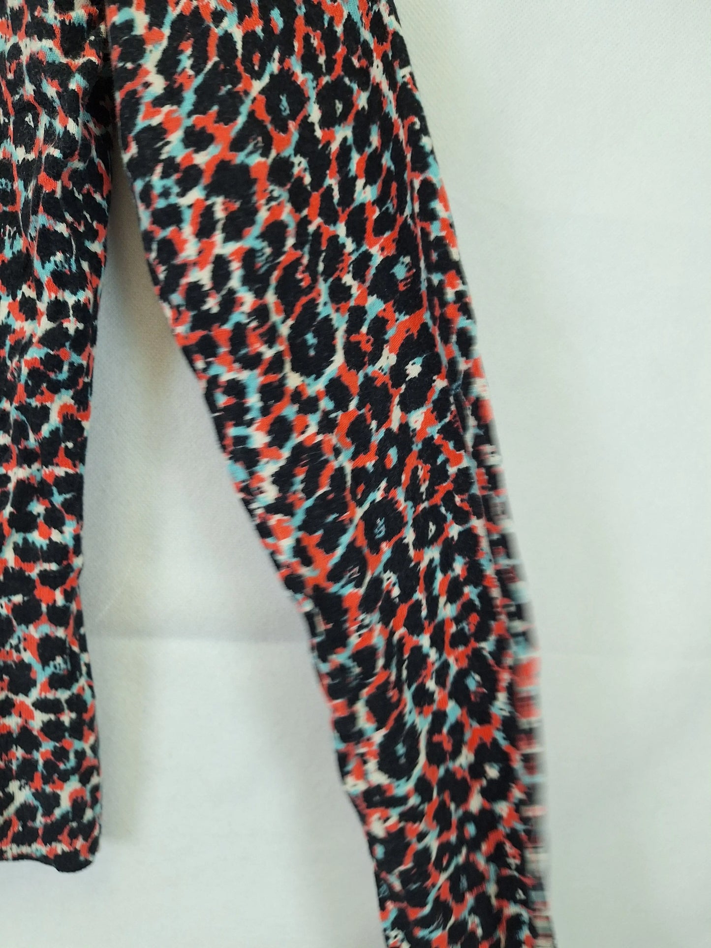 David Lawrence Funky Rainbow Leopard Cardigan Size XS by SwapUp-Online Second Hand Store-Online Thrift Store
