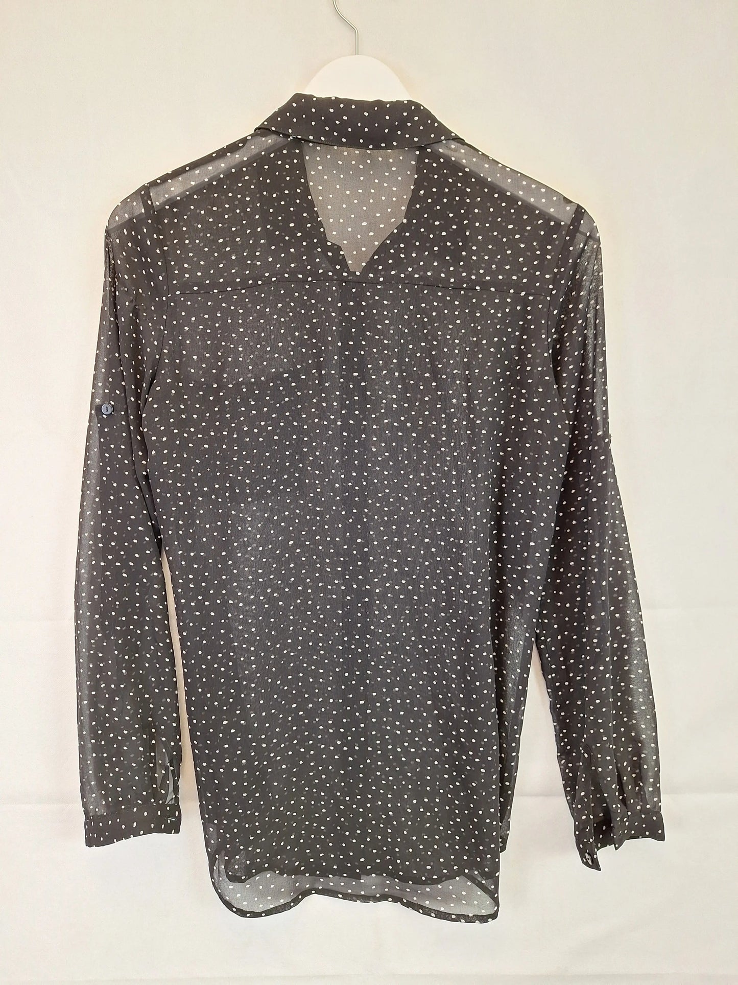 Decjuba Sheer Stylish Button Down Top Size 8 by SwapUp-Online Second Hand Store-Online Thrift Store