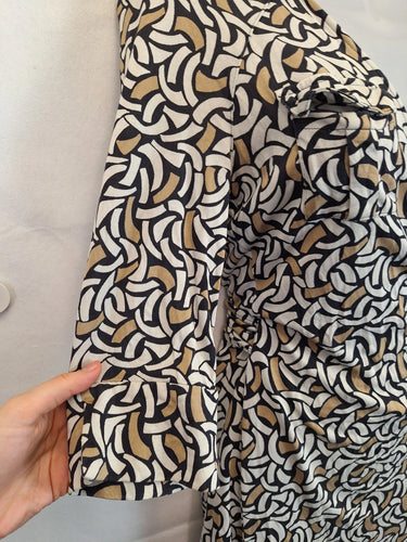 Diane Von Furstenberg Collared Silk Wrap Mini Dress Size 12 by SwapUp-Online Second Hand Store-Online Thrift Store