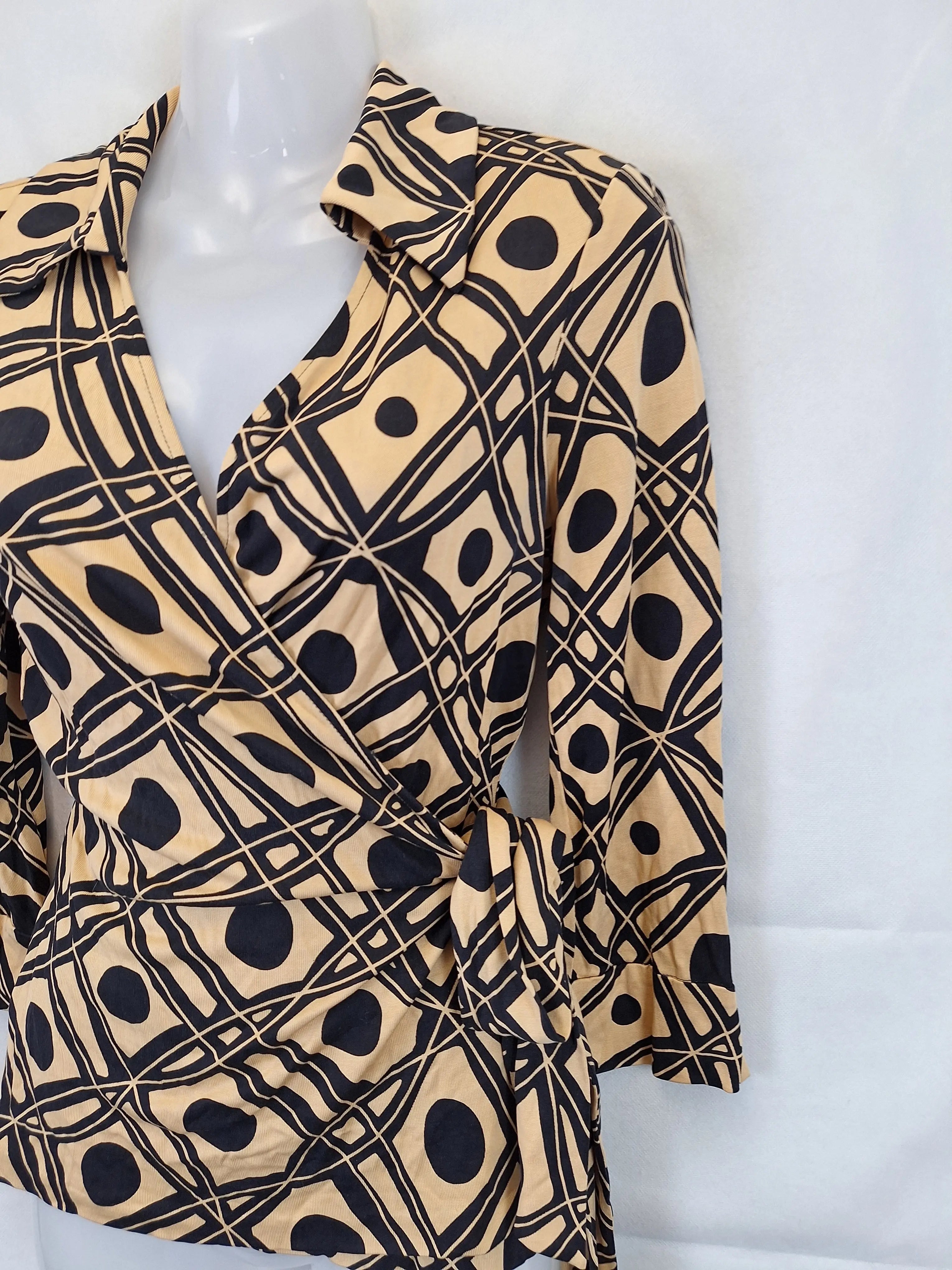 Diane Von Furstenberg Vintage Silk Wrap Top Size 10 SwapUp