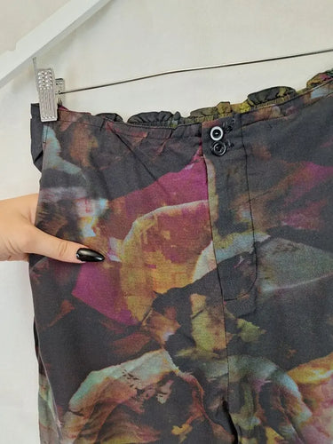 Elk Chic Breezy Blossom Pants Size 10 by SwapUp-Online Second Hand Store-Online Thrift Store