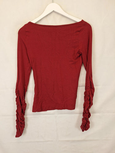 Endless Ruched Sleeve Burgundy Top Size M by SwapUp-Online Second Hand Store-Online Thrift Store