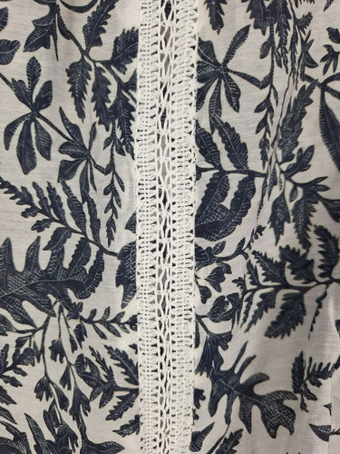 Esmaee Lightweight Fern Leaf Blouse Size M by SwapUp-Online Second Hand Store-Online Thrift Store