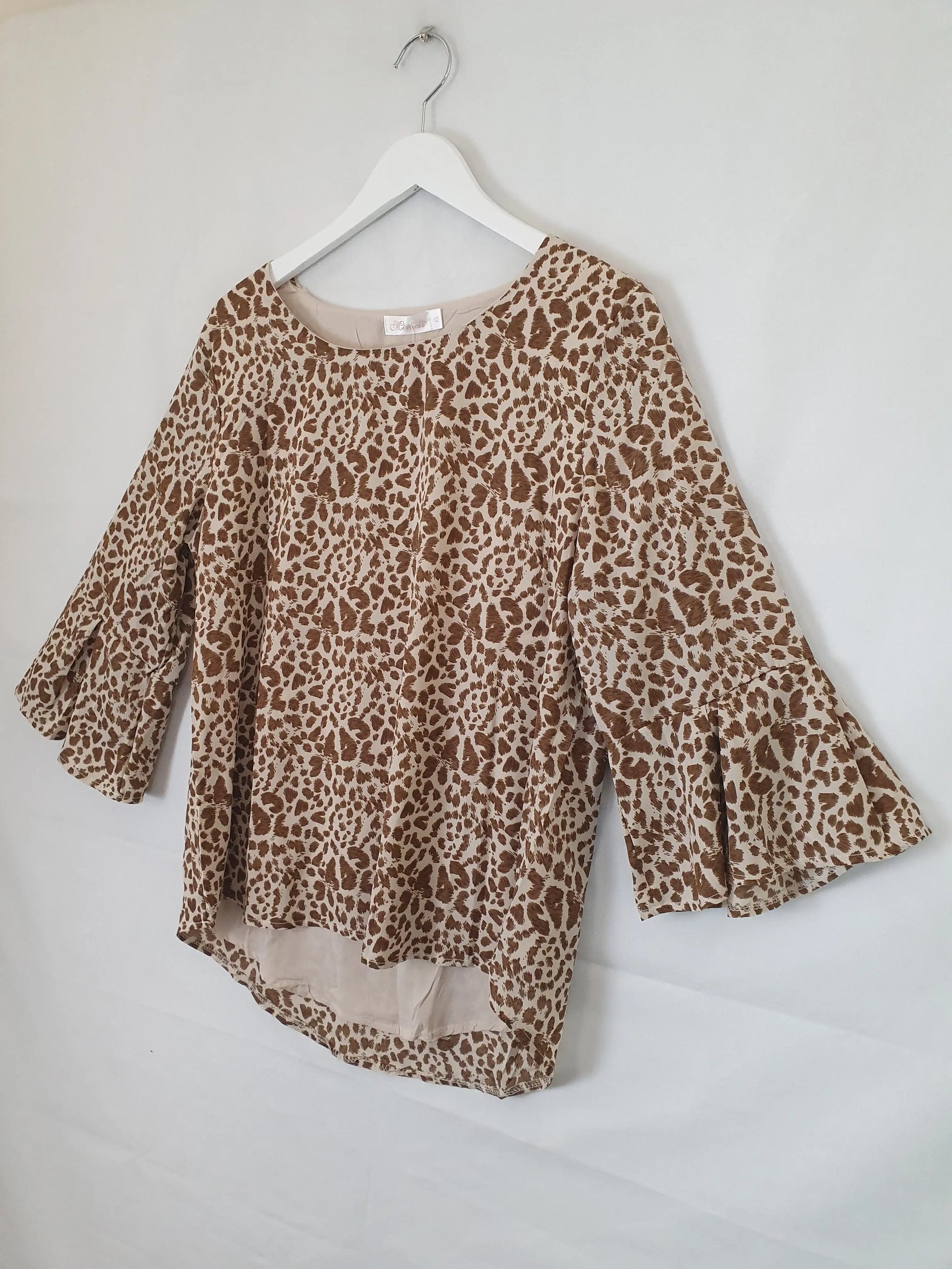 Esther & Co Bell Sleeve Lined Blouse Size 12 by SwapUp-Second Hand Shop-Thrift Store-Op Shop 