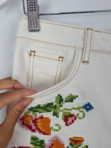 Farm Rio Havana Embroidered Flower Shorts Size S by SwapUp-Online Second Hand Store-Online Thrift Store