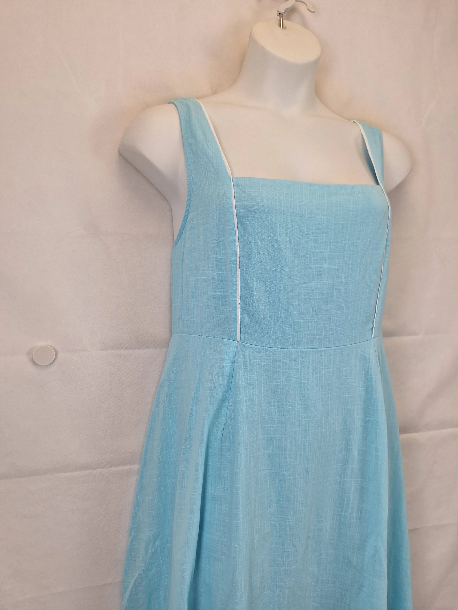 Feather + Noise Elegant Pastel A Line Midi Dress Size 16 by SwapUp-Online Second Hand Store-Online Thrift Store