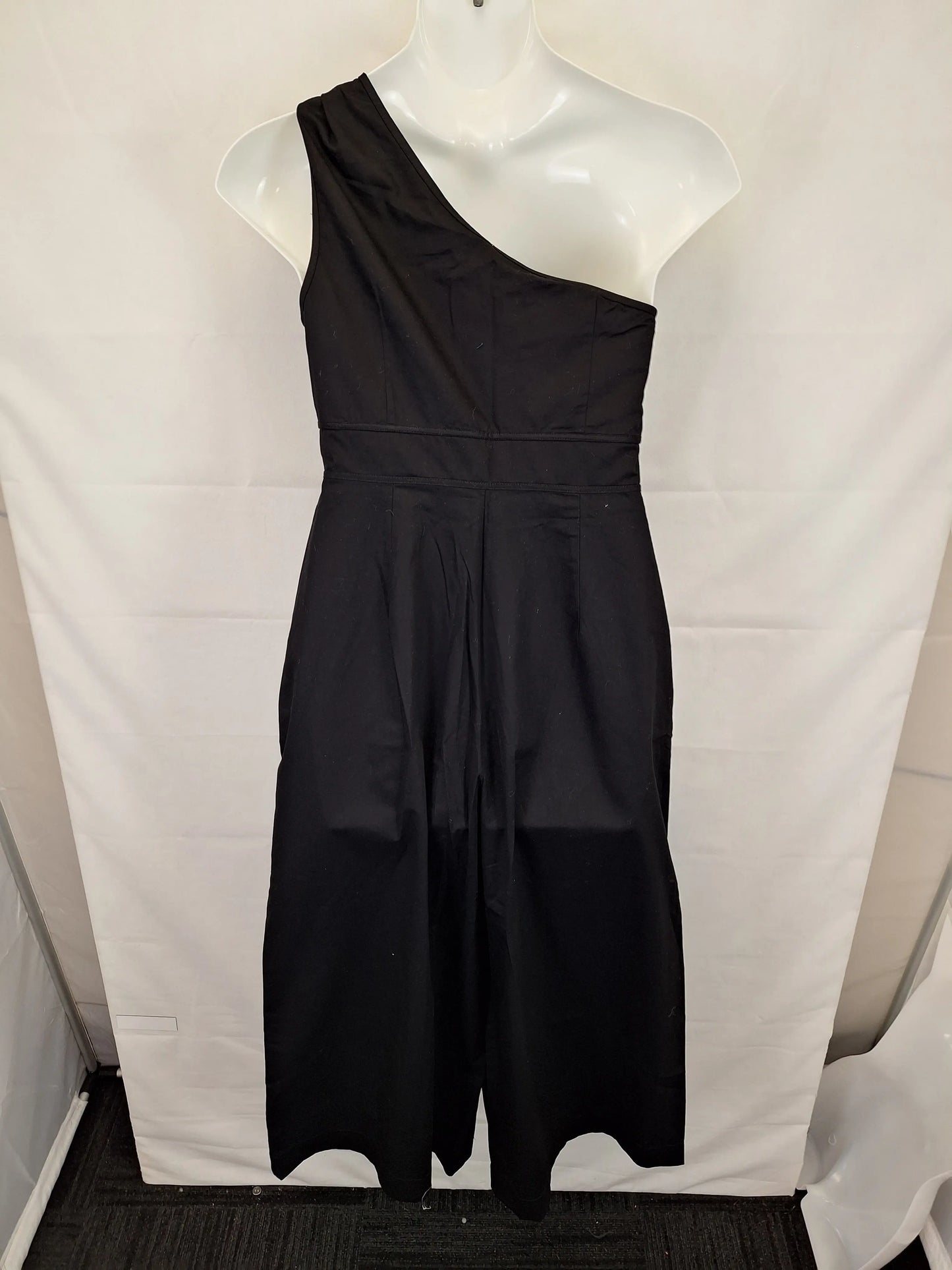 French Connection One Shoulder Jumpsuit Size 12 by SwapUp-Online Second Hand Store-Online Thrift Store