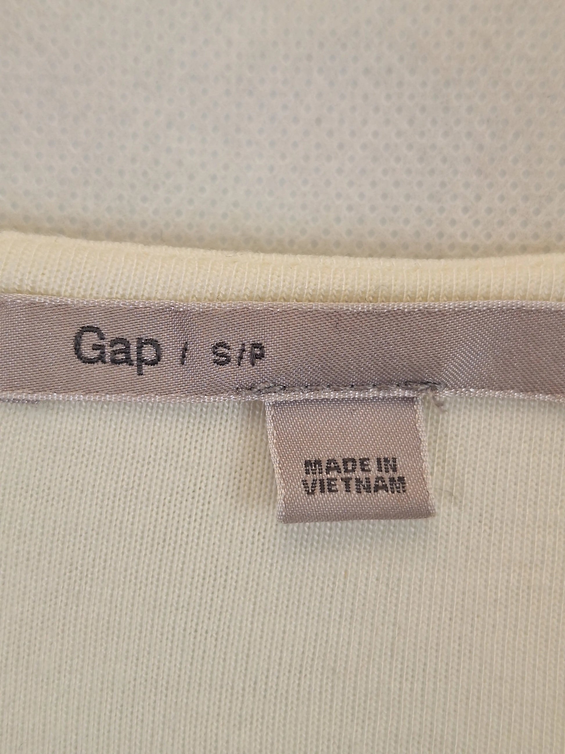 Gap Chalk Open Neck Casual T-shirt Size S by SwapUp-Online Second Hand Store-Online Thrift Store