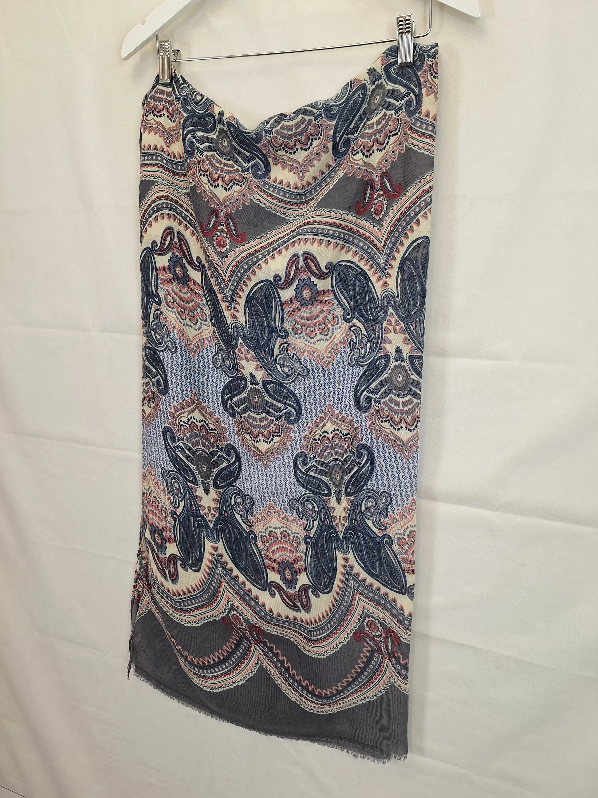 Generic Paisley Soft Cover Up Scarf Size OSFA by SwapUp-Online Second Hand Store-Online Thrift Store