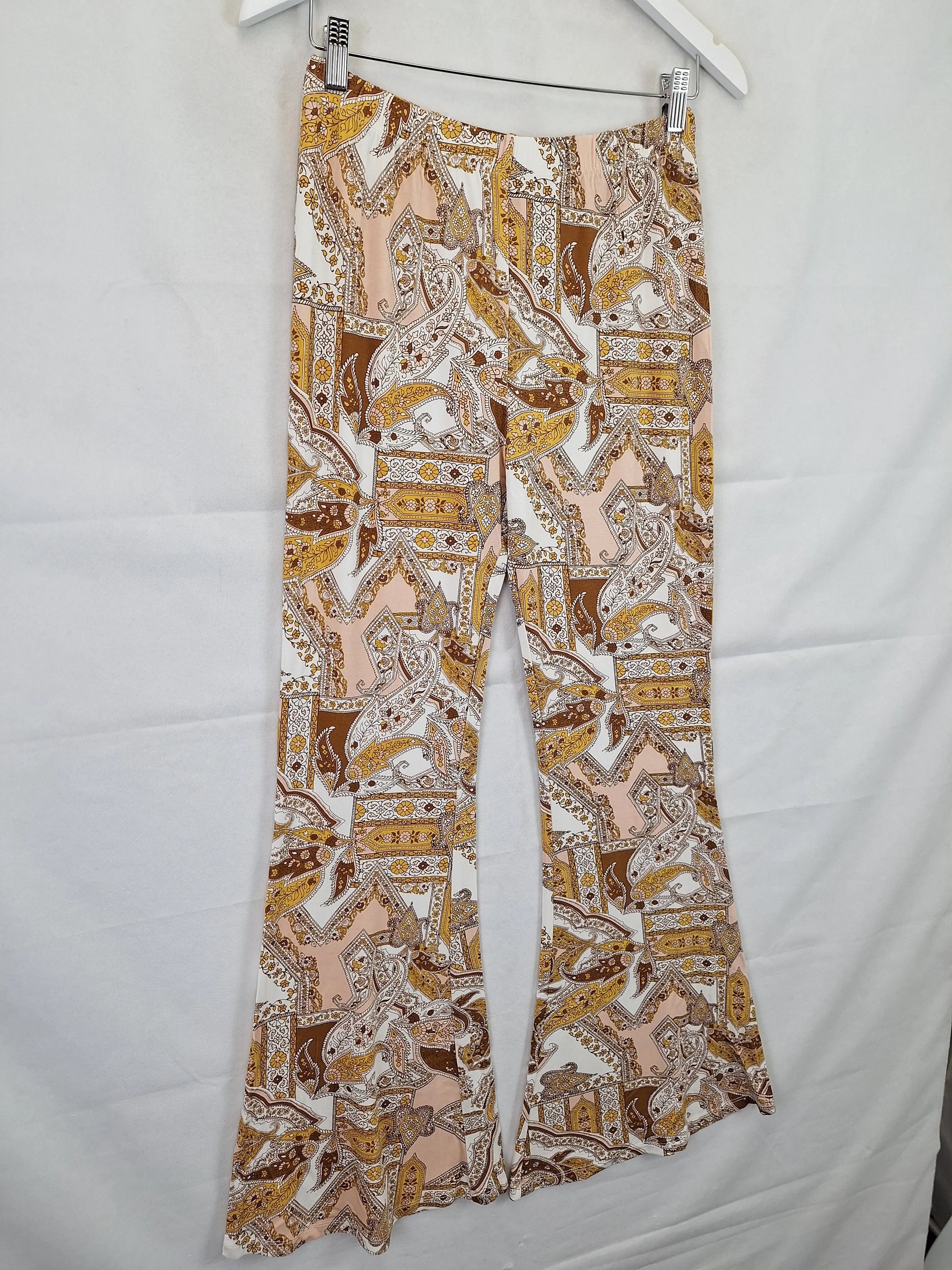 Ghanda Paisley Stretch Flared Pants Size 12 by SwapUp-Online Second Hand Store-Online Thrift Store
