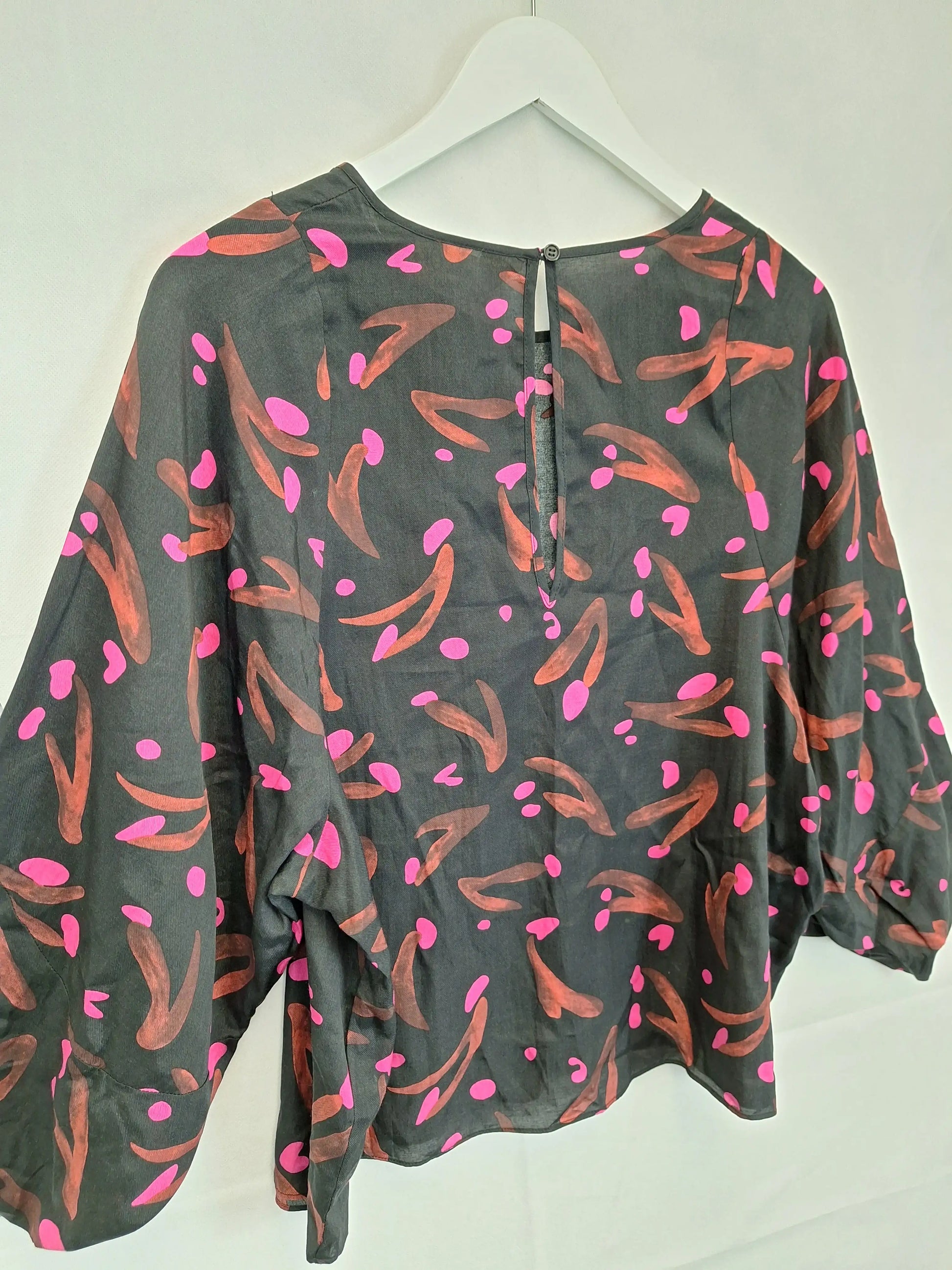 Gorman Jamilla Okubo Printed Blouse Size 6 by SwapUp-Online Second Hand Store-Online Thrift Store