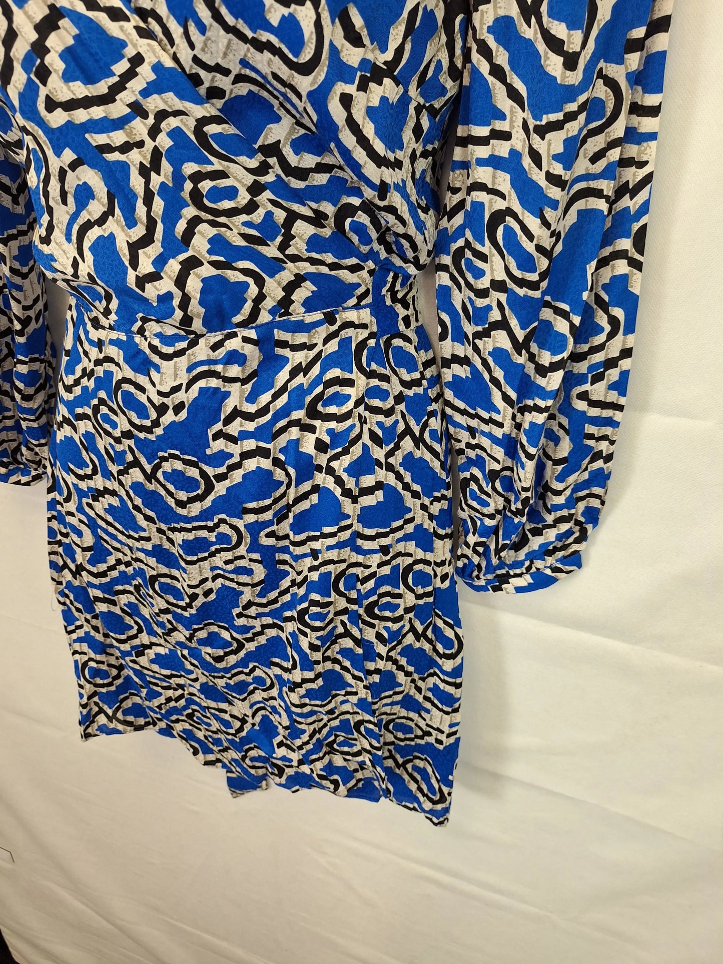 Kookai Berenice Mini Dress Size 6 by SwapUp-Online Second Hand Store-Online Thrift Store