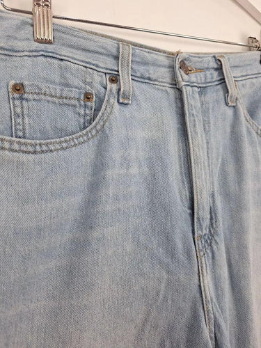 Levi's Light Wash Loose Taper Jeans Size 10 by SwapUp-Online Second Hand Store-Online Thrift Store