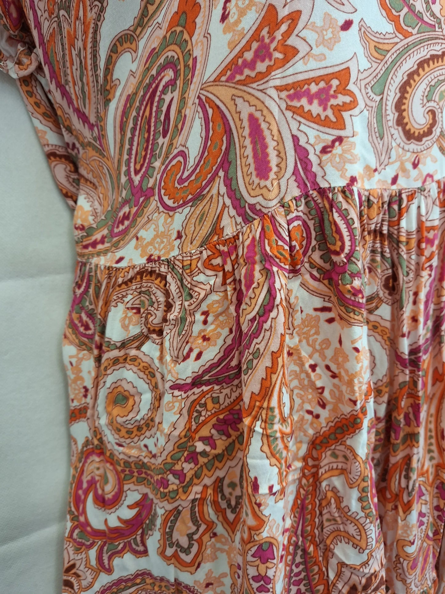 Loralette Paisley Beach Midi Dress Size 22 Plus by SwapUp-Online Second Hand Store-Online Thrift Store