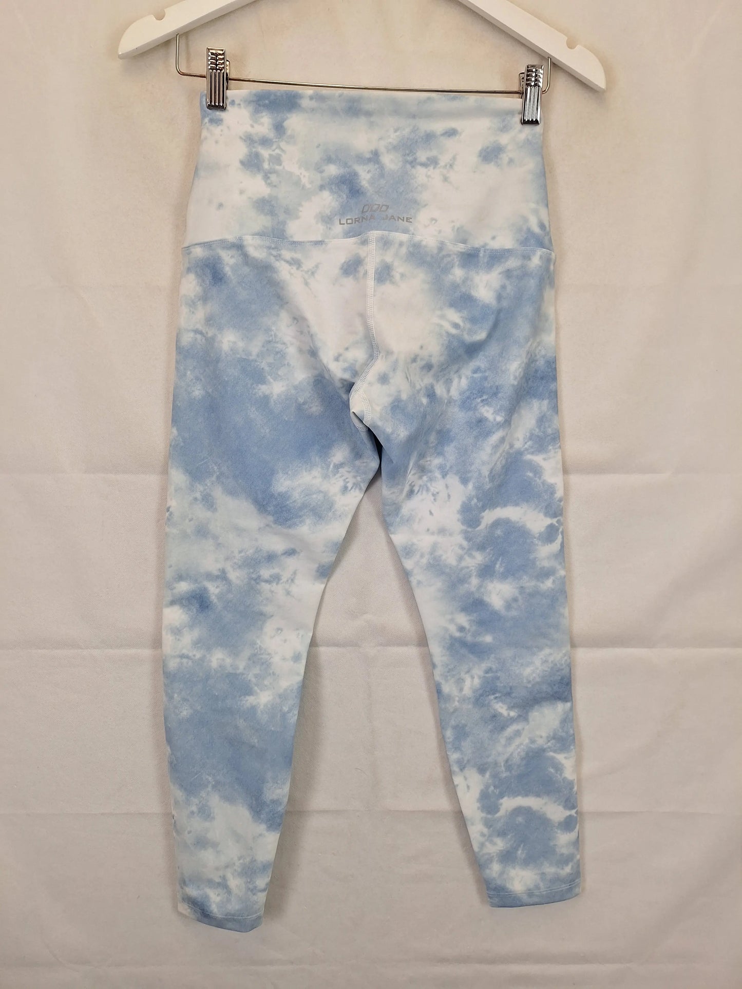 Lorna Jane Classic Skyline Active Leggings Size S by SwapUp-Online Second Hand Store-Online Thrift Store
