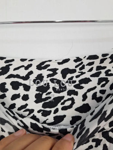 Lou Lou Casual Stretch Cheetah Midi Skirt Size 14 by SwapUp-Online Second Hand Store-Online Thrift Store