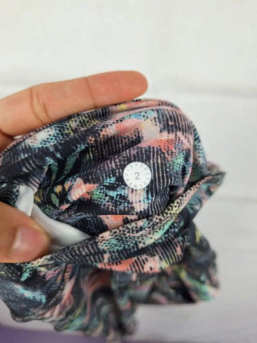Lululemon Abstract Cherry Blossom Active Leggings Size 6 by SwapUp-Online Second Hand Store-Online Thrift Store