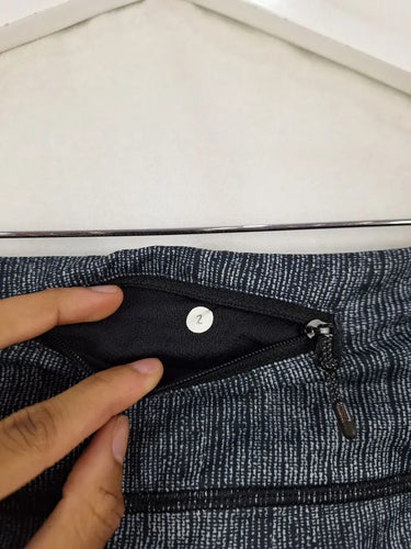Lululemon Charcoal Scrunch Leggings Size 6 by SwapUp-Online Second Hand Store-Online Thrift Store