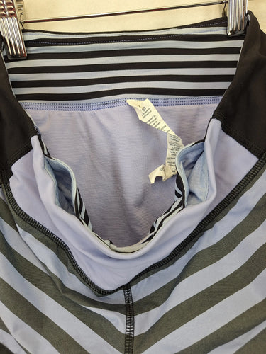 Lululemon Low Rise Built In Undies  Shorts Size 4 by SwapUp-Online Second Hand Store-Online Thrift Store