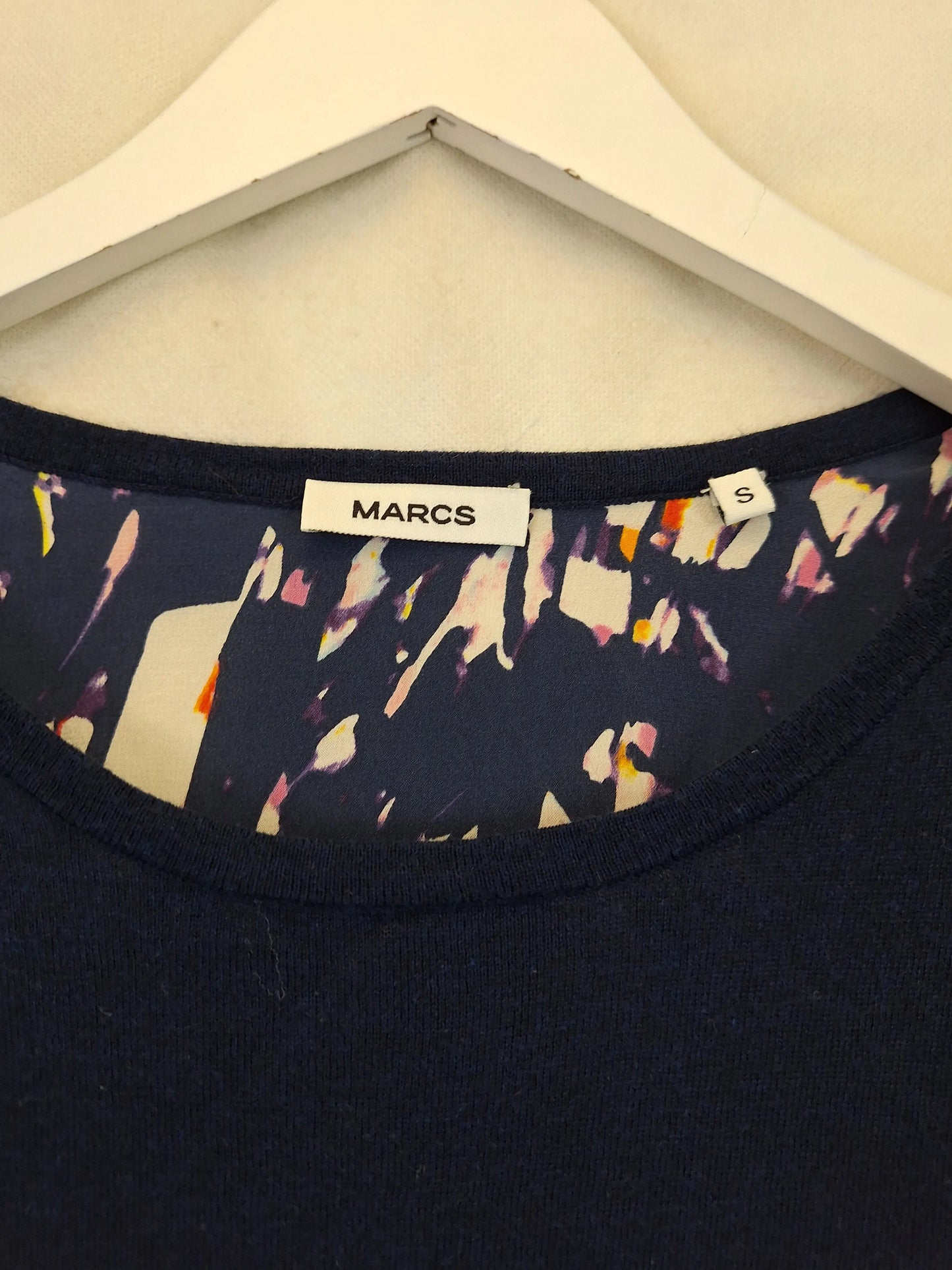Marcs Simple Round Neck Two Tone Top Size S by SwapUp-Online Second Hand Store-Online Thrift Store