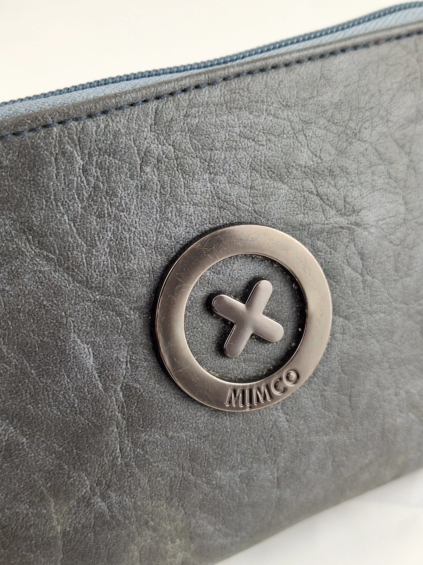 Mimco Classic Small Silver Wristlet Size None by SwapUp-Online Second Hand Store-Online Thrift Store