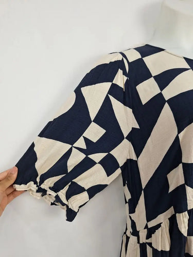 Mister Zimi Casual Geometric Everyday Midi Dress Size 16 by SwapUp-Online Second Hand Store-Online Thrift Store
