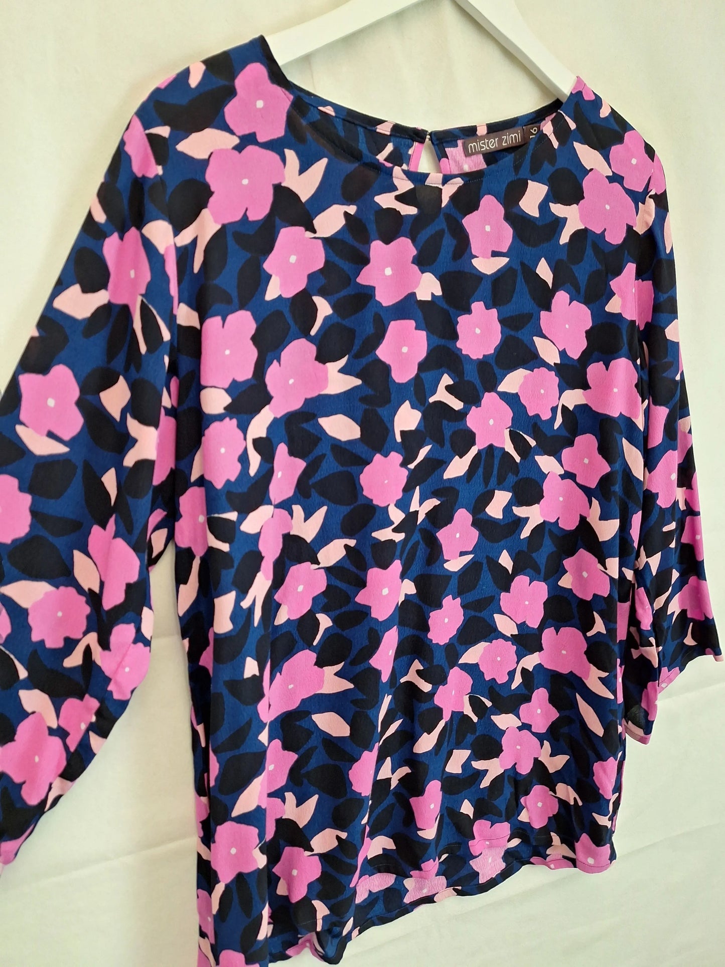 Mister Zimi Navy Floral Loose Fit Top Size 16 by SwapUp-Online Second Hand Store-Online Thrift Store