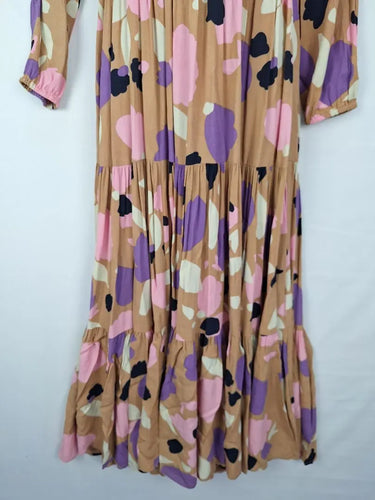 Mister Zimi Soft Petal Spotted Plunge Neck Dress Size 10 by SwapUp-Online Second Hand Store-Online Thrift Store