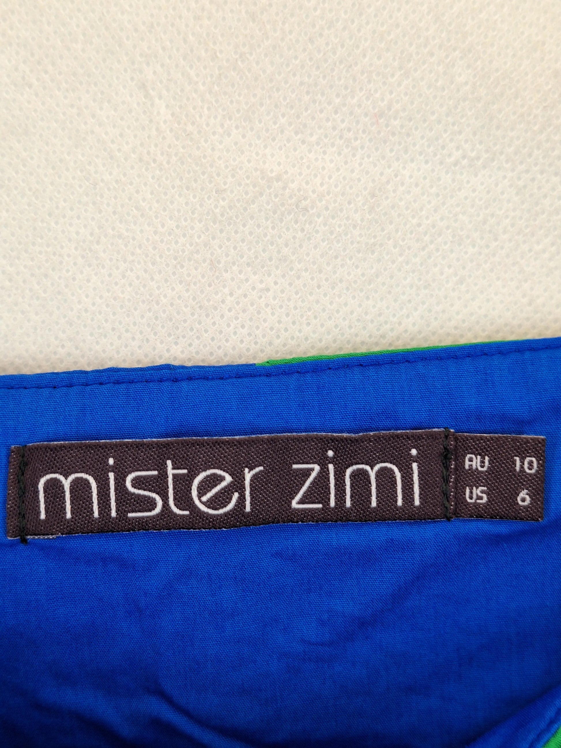 Mister Zimi Stylish Colour Block Crop Top Size 10 by SwapUp-Online Second Hand Store-Online Thrift Store