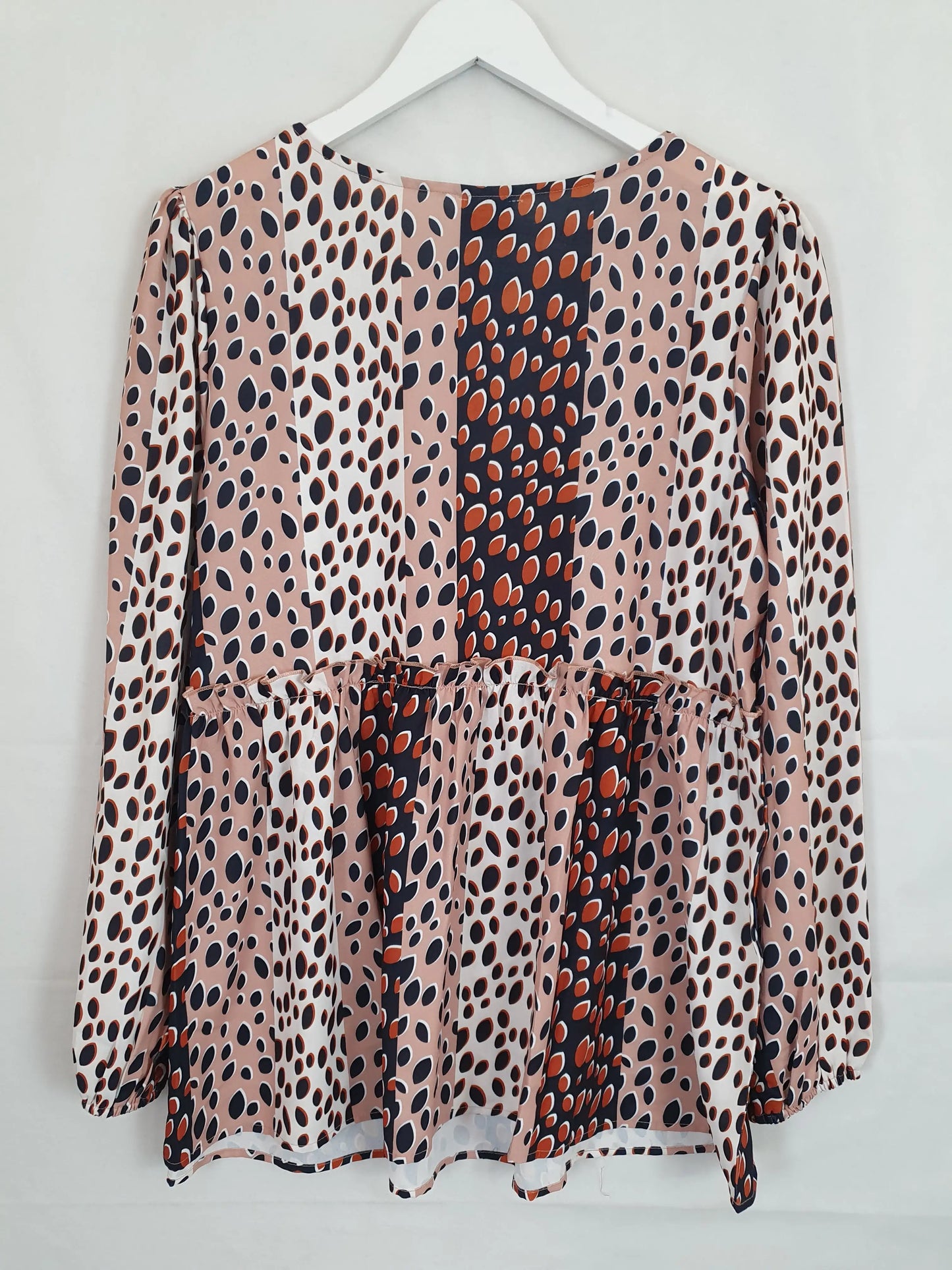 Naomi & Co Autumn Flowy Top Size M by SwapUp-Online Second Hand Store-Online Thrift Store