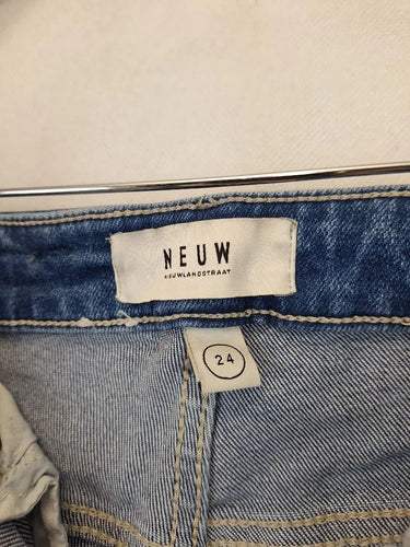 Neuw Classic Blue Raw Hem Skinny Jeans Size 6 by SwapUp-Online Second Hand Store-Online Thrift Store