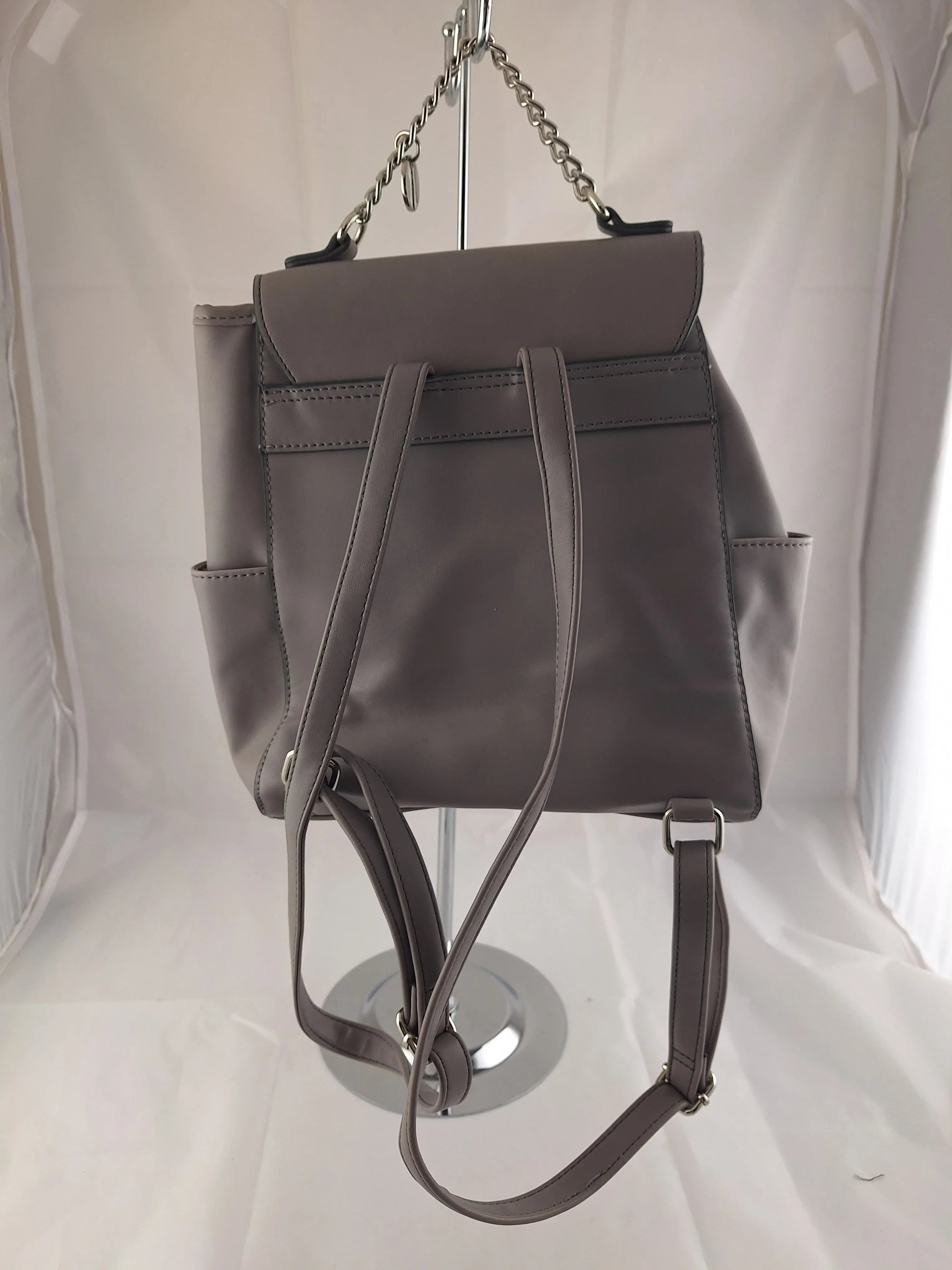 Nine West Small Backpack Purse – St. John's Institute (Hua Ming)
