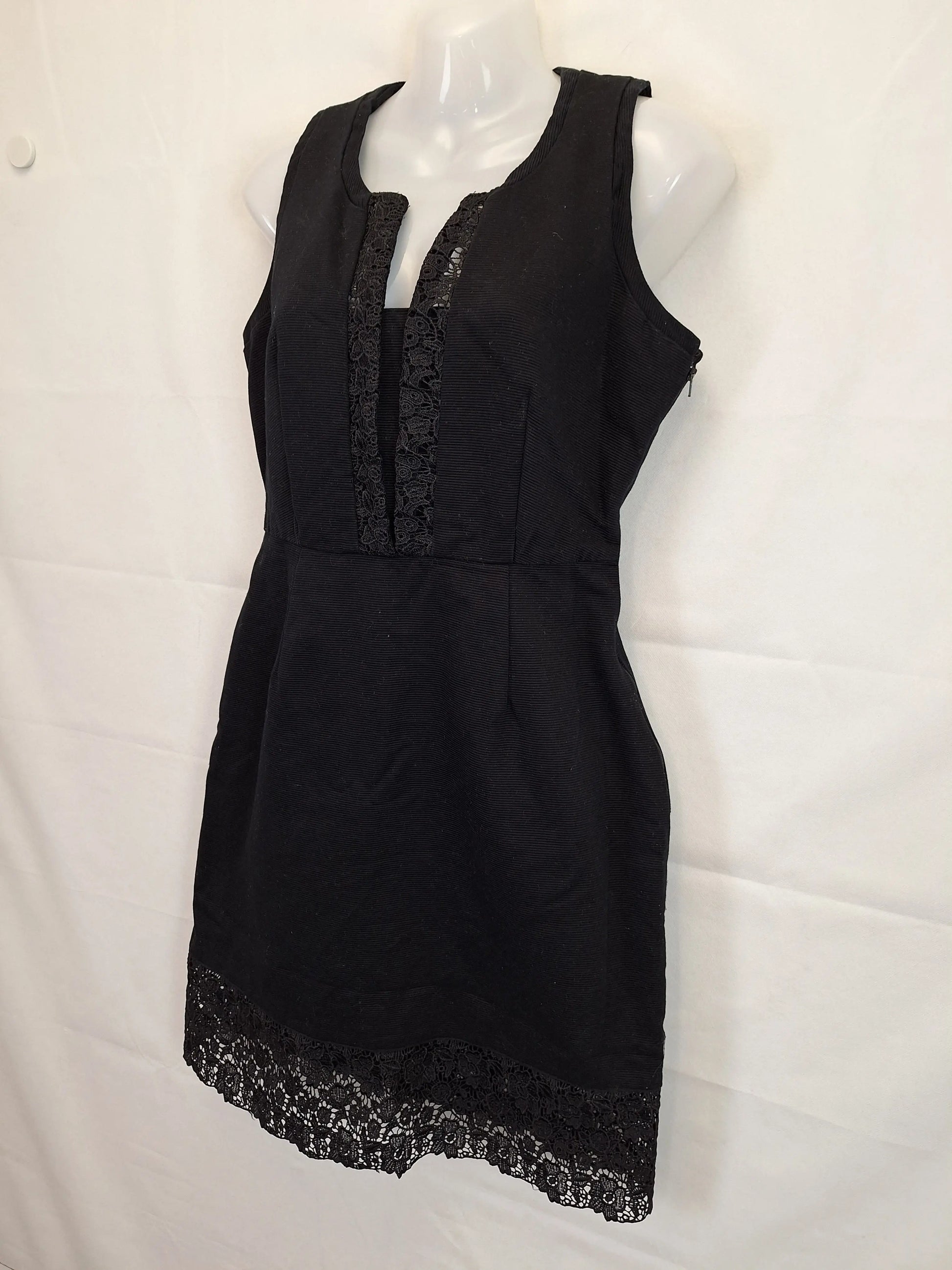 Ojay Ribbed Lace Midi Dress Size 10 by SwapUp-Online Second Hand Store-Online Thrift Store