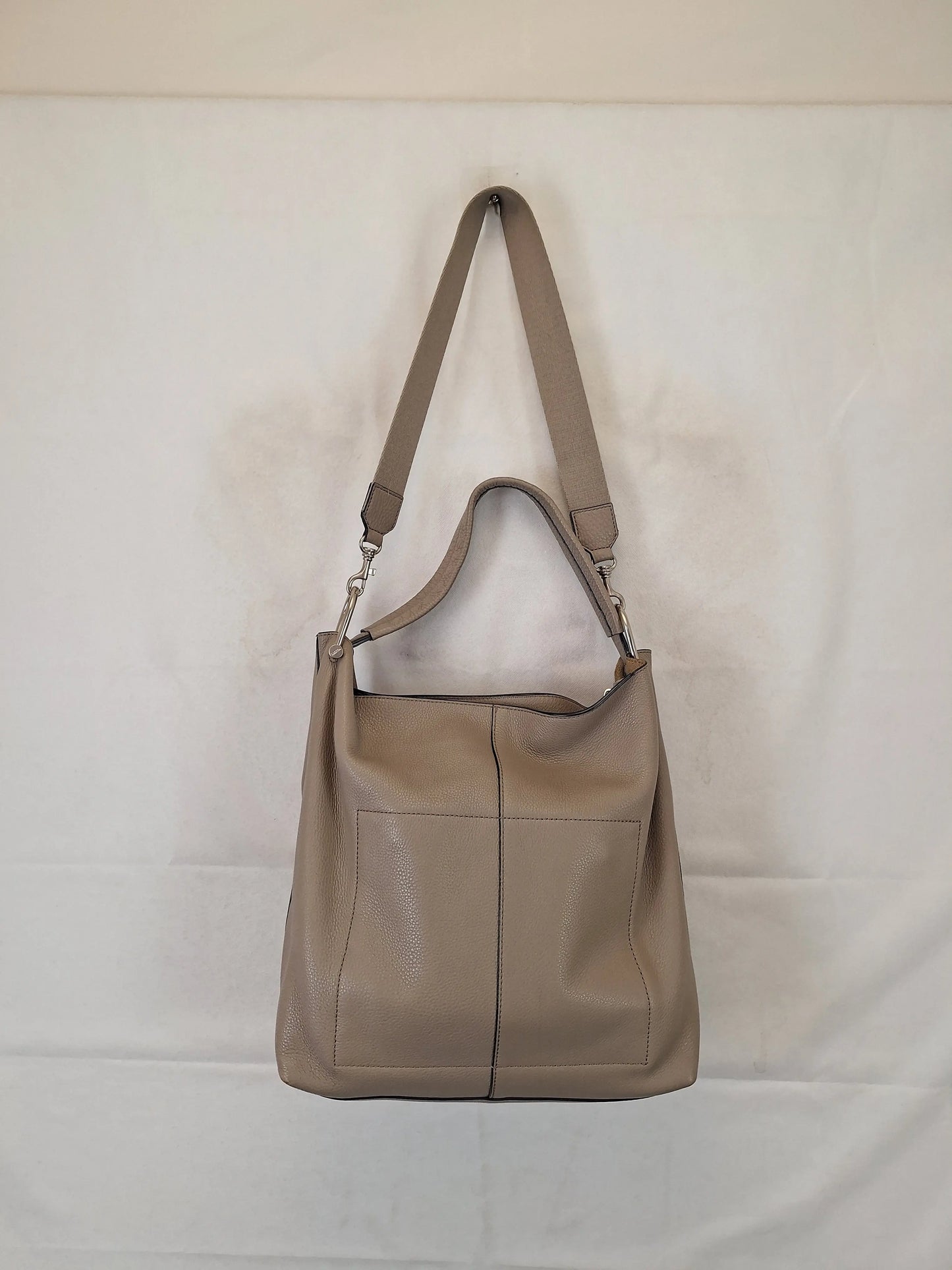 Oroton Essential Slouch Shopper Bag by SwapUp-Online Second Hand Store-Online Thrift Store