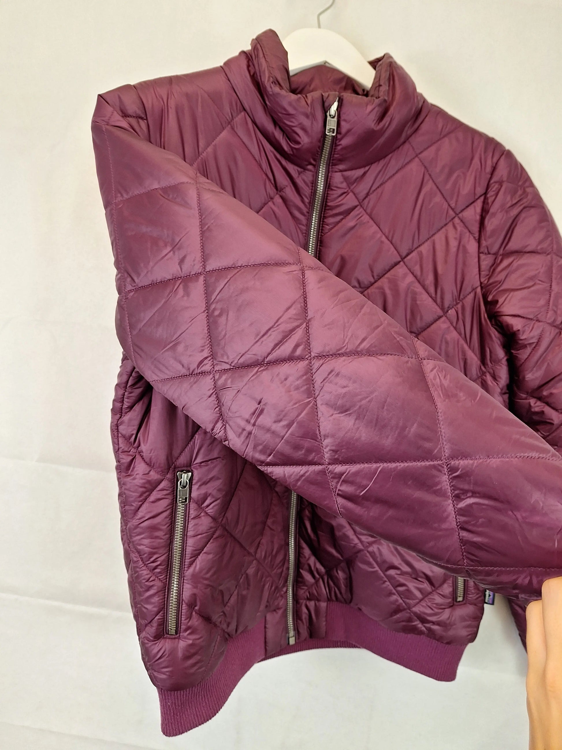 Patagonia Grape Quilted Puffer Parka Jacket Size S by SwapUp-Online Second Hand Store-Online Thrift Store