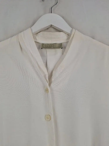 Perri Cutten Pearl V Neck Button Up Blouse Size 12 by SwapUp-Online Second Hand Store-Online Thrift Store