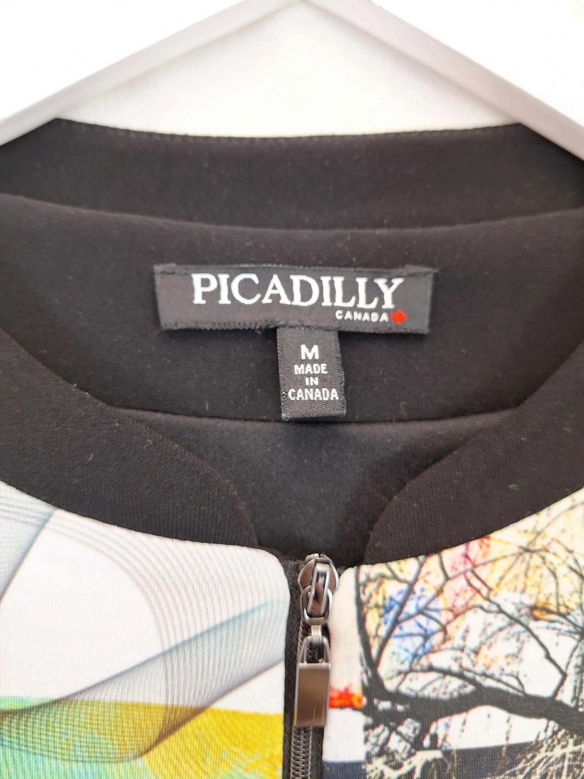Picadilly Graphic Tailored Zipper Jacket Size M by SwapUp-Online Second Hand Store-Online Thrift Store