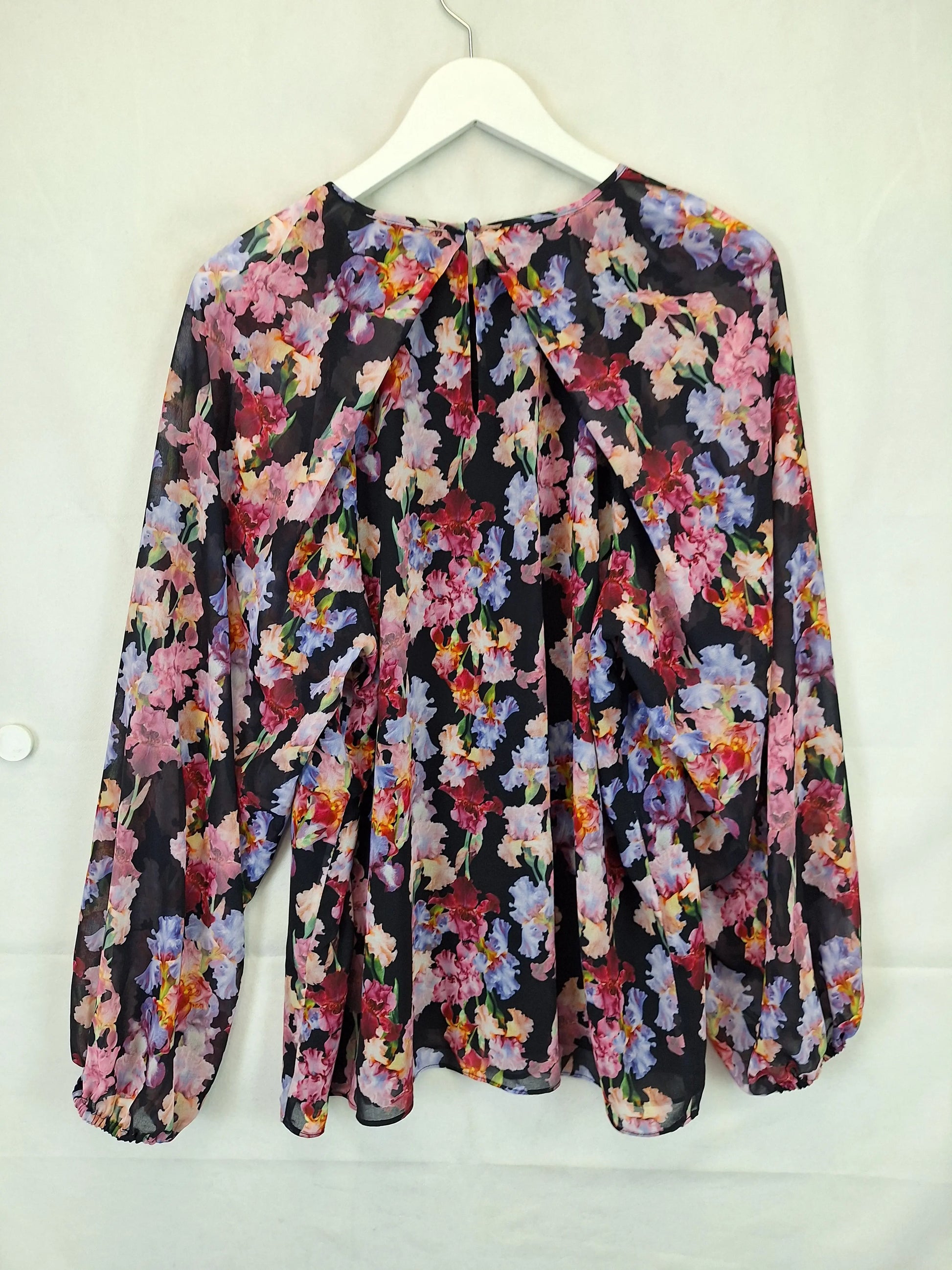 Portmans Elegant Balloon Sleeve Floral Top Size 18 by SwapUp-Online Second Hand Store-Online Thrift Store