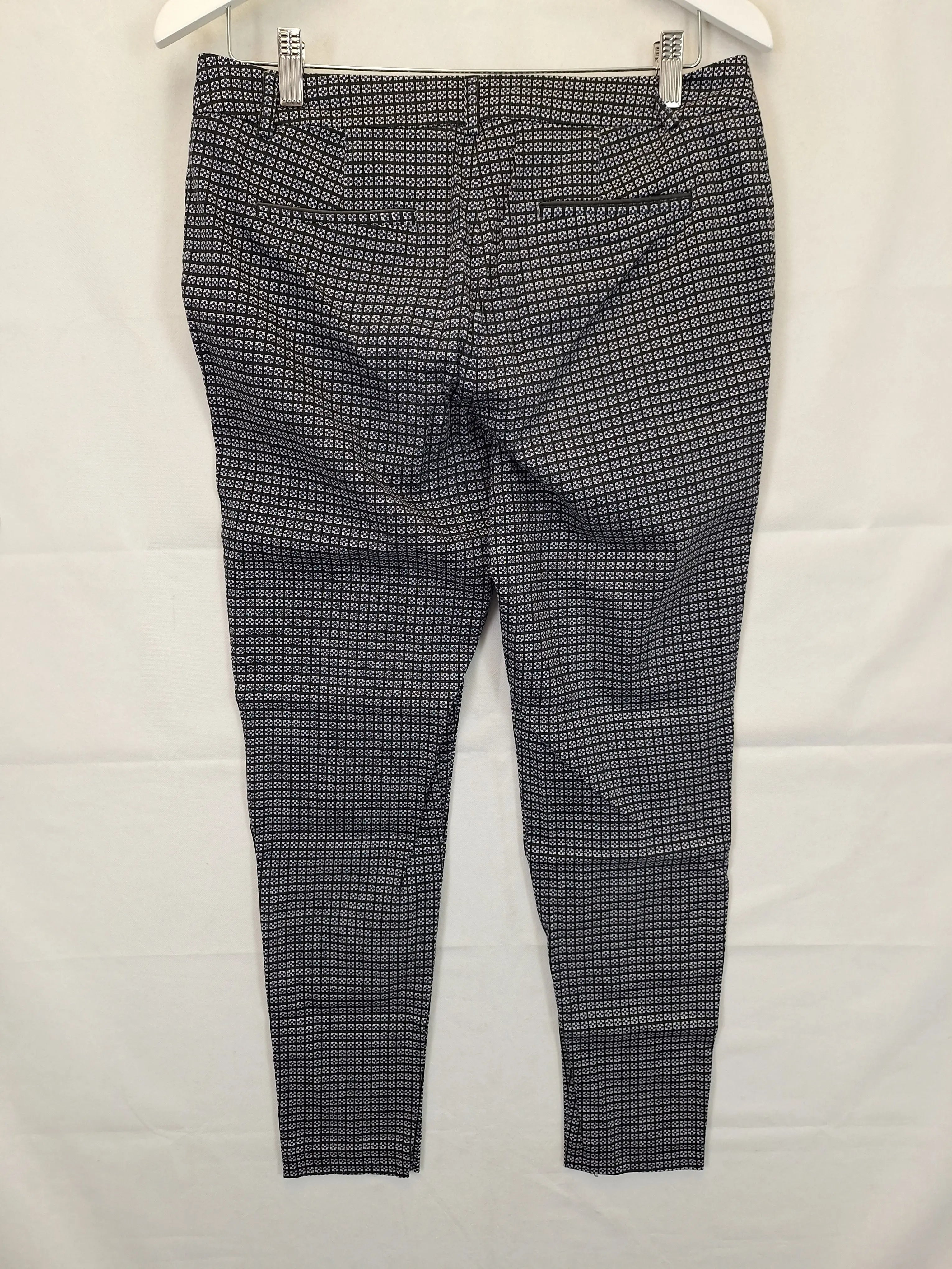 Portmans Tailored Slim Fit Pants Size 10 by SwapUp Online Second Hand Store Thrift Store Op Shop 21054250