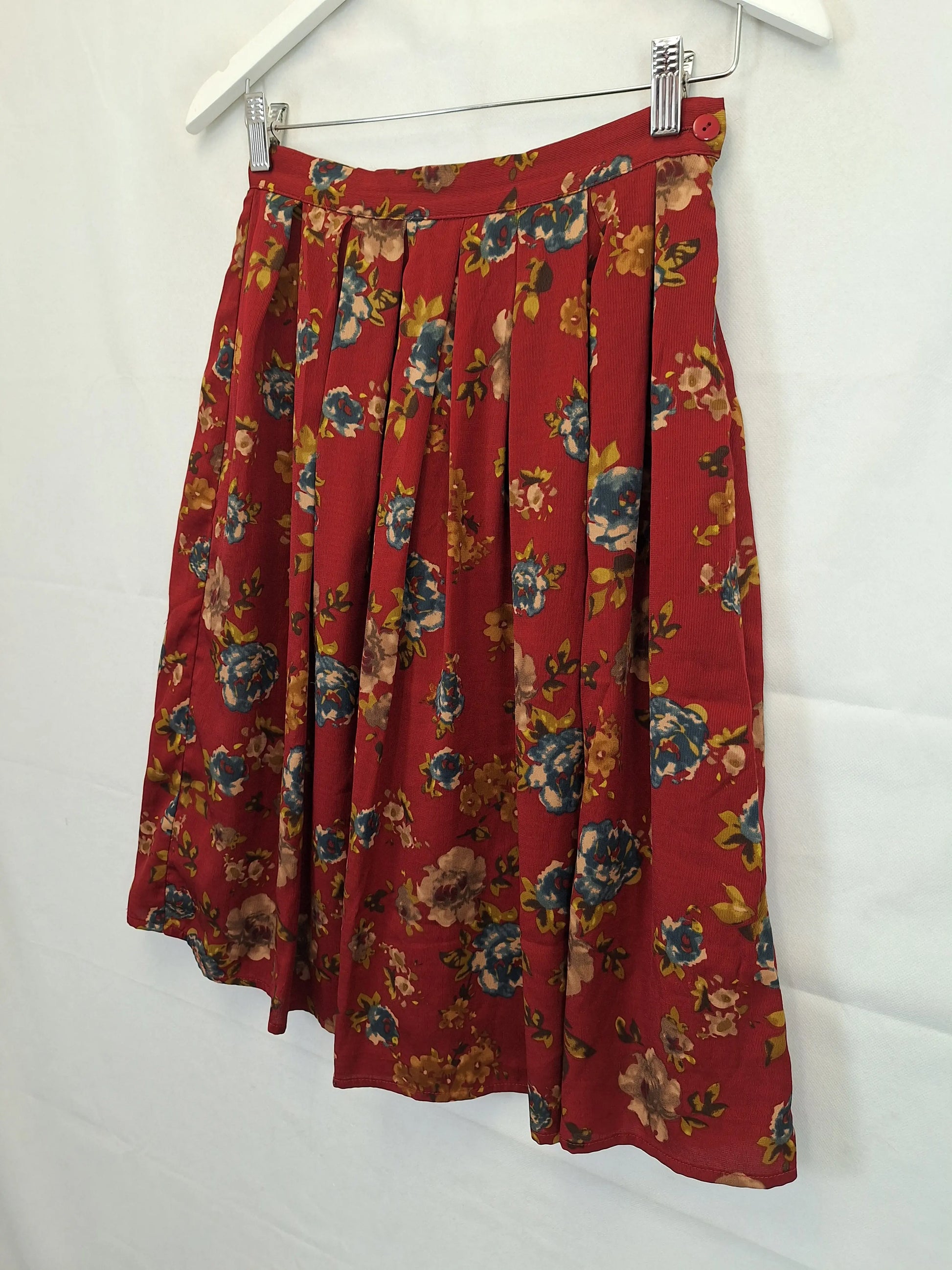 Princess Highway Berry Floral Midi Skirt Size 8 by SwapUp-Online Second Hand Store-Online Thrift Store