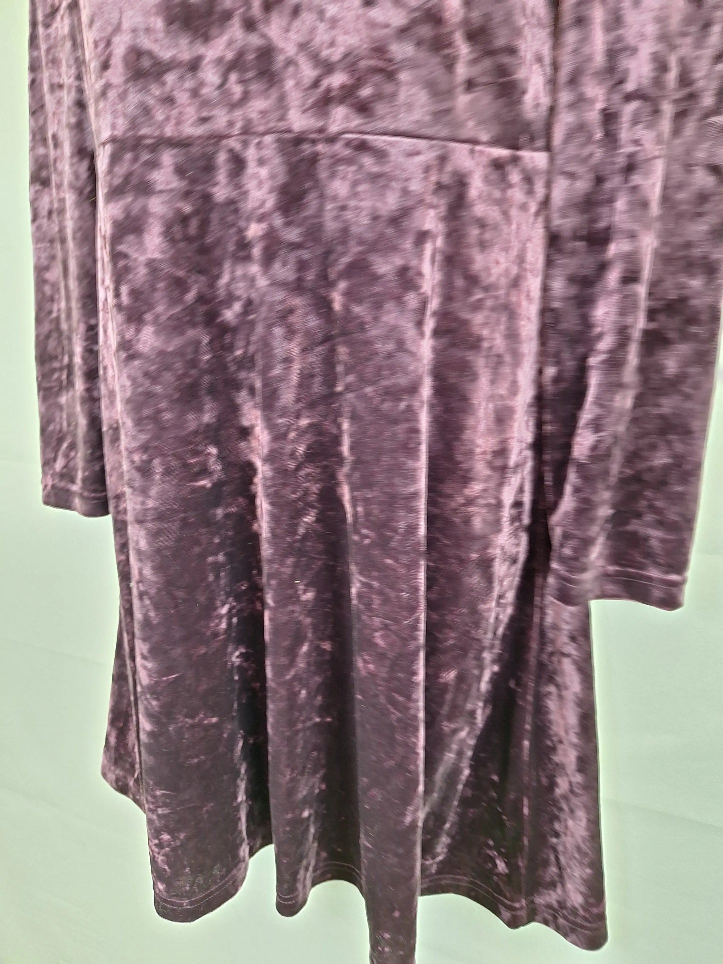 Princess Highway Velvet Plum Skater Midi Dress Size 10 by SwapUp-Online Second Hand Store-Online Thrift Store