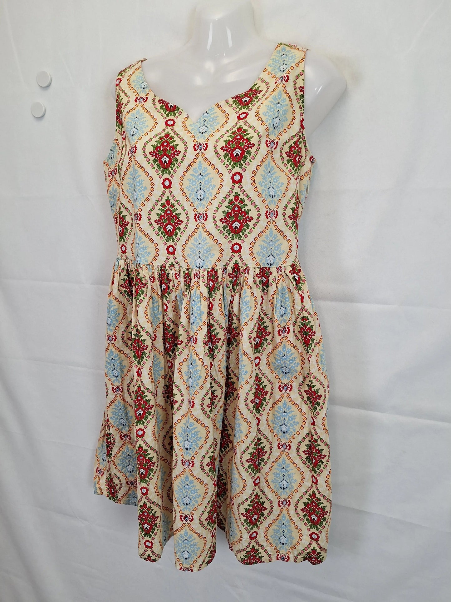 Rasaleela Floral V Neck Sleeveless Midi Dress Size S by SwapUp-Online Second Hand Store-Online Thrift Store