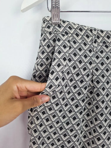 Reiss Silk Diamond Office Pants Size 6 by SwapUp-Online Second Hand Store-Online Thrift Store