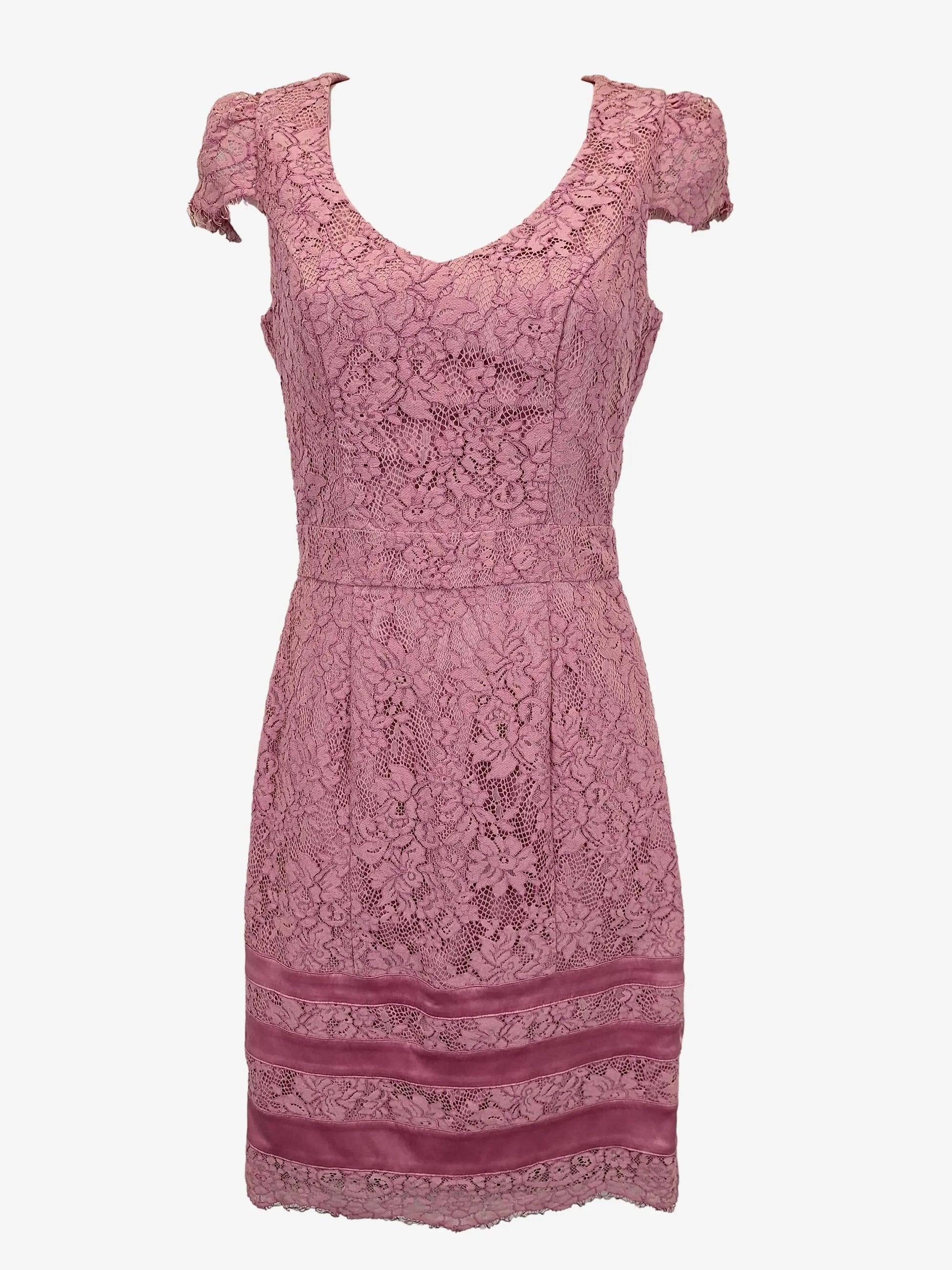 Review Blush Lace Midi Dress Size 6 by SwapUp-Online Second Hand Store-Online Thrift Store
