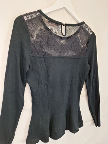 Review Elegant Lace And Knit Evening Top Size 8 by SwapUp-Online Second Hand Store-Online Thrift Store