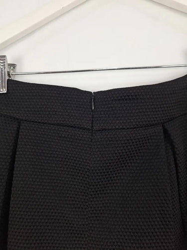 Review Elegant Textured Box Pleated Midi Skirt Size 8 by SwapUp-Online Second Hand Store-Online Thrift Store