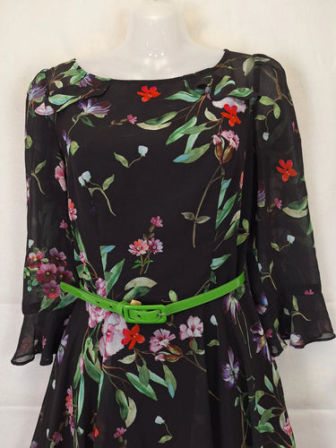 Review Flute Sleeve Floral Mini Dress Size 8 by SwapUp-Online Second Hand Store-Online Thrift Store